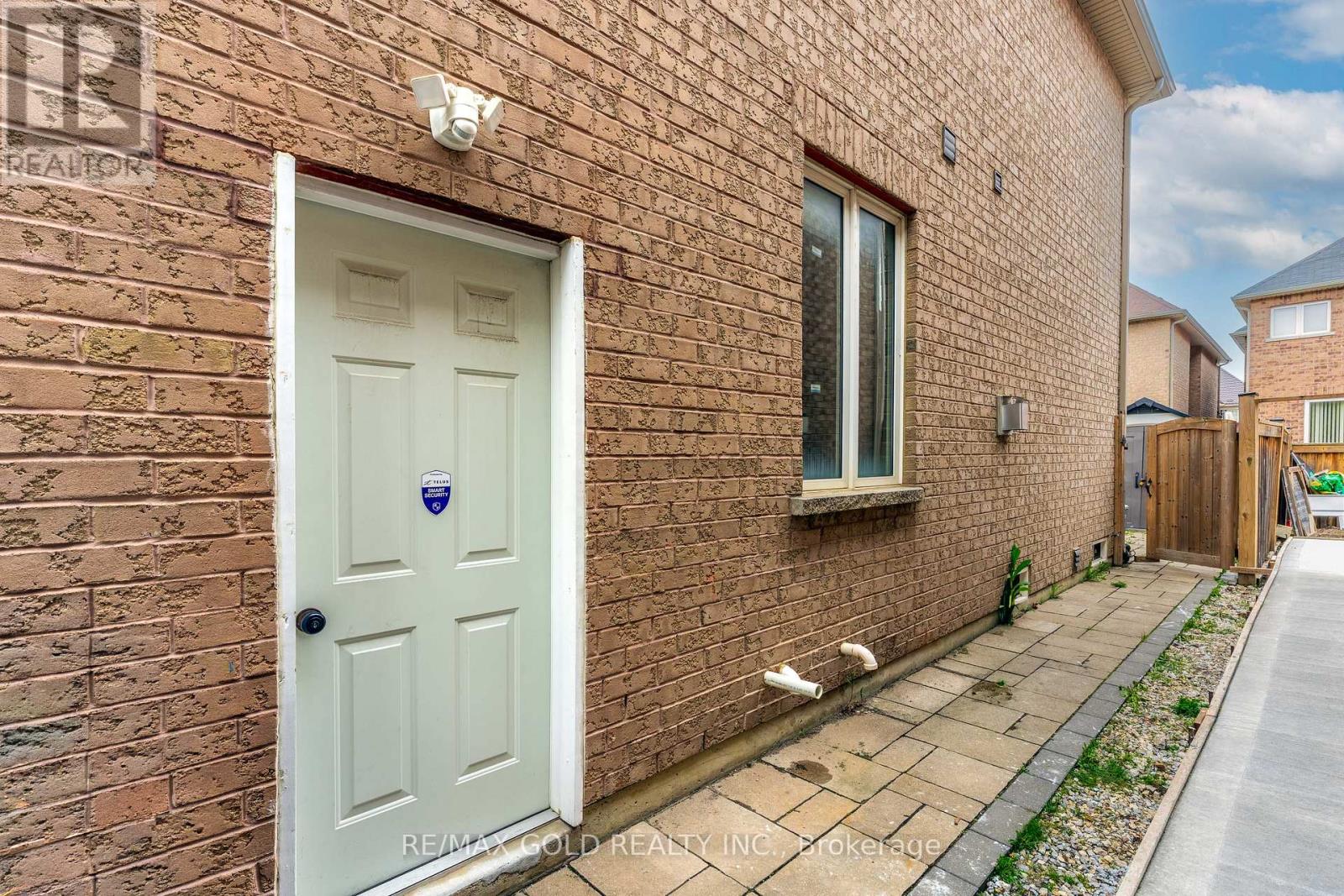 49 Pentonville Road, Brampton, Ontario  L6R 3R7 - Photo 42 - W13137502