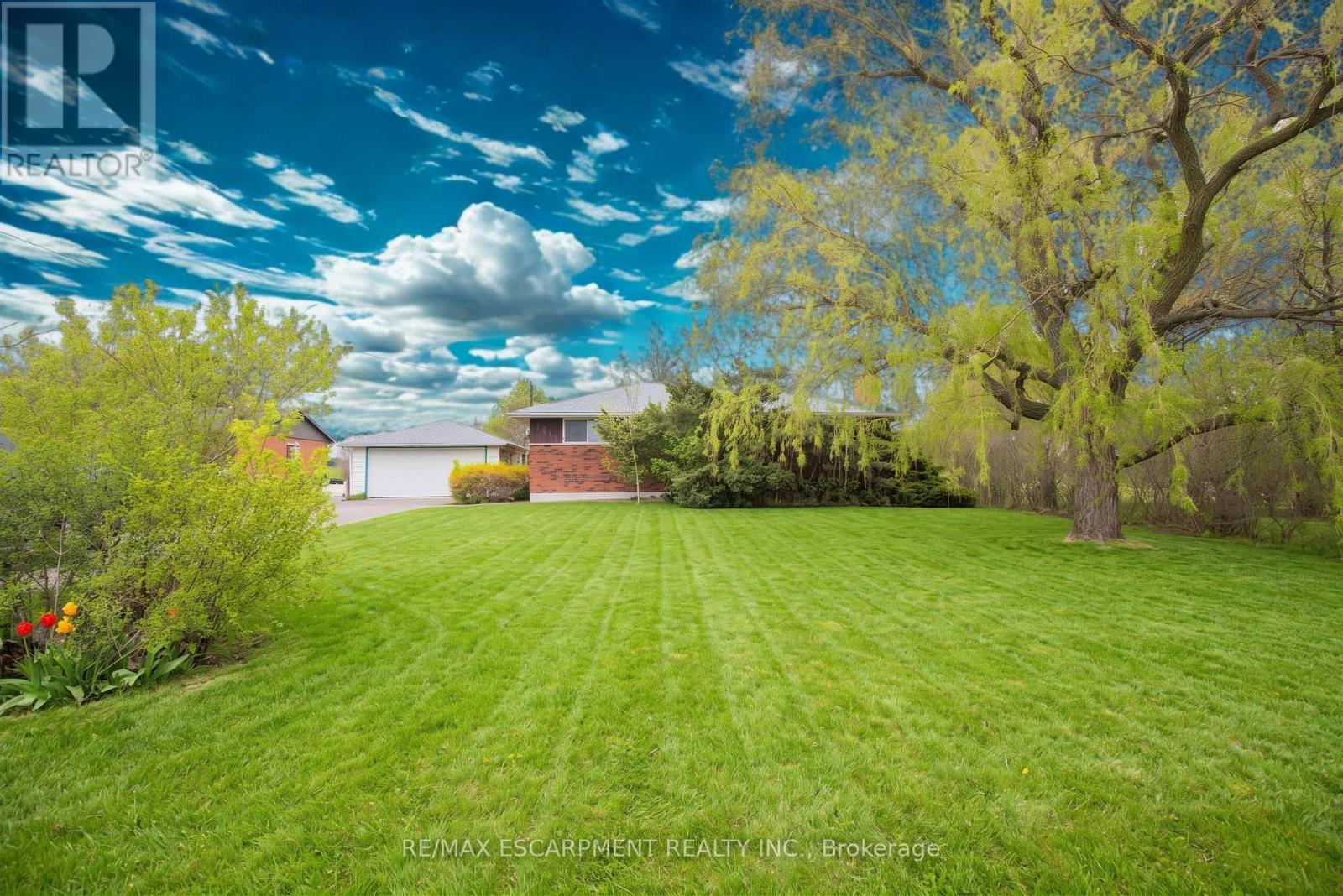 1515 Burloak Drive, Oakville, Ontario  L6M 4J7 - Photo 3 - W13137518