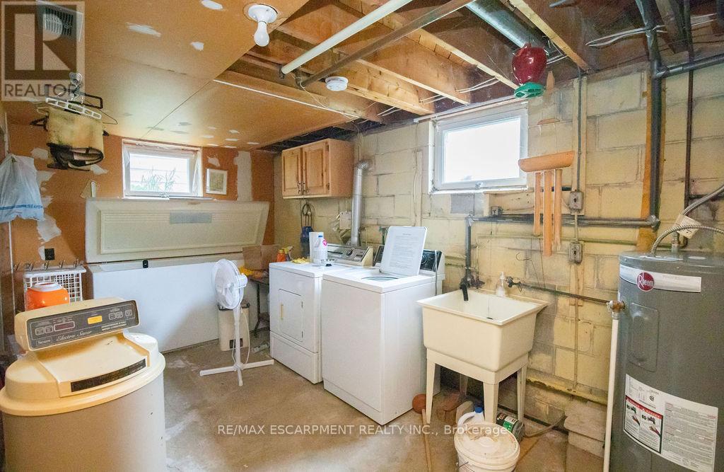 1515 Burloak Drive, Oakville, Ontario  L6M 4J7 - Photo 31 - W13137518