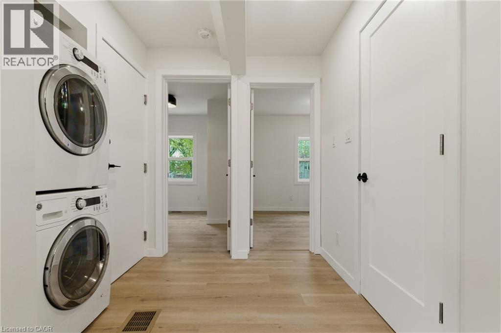 94 East 35th Street Unit# 2, Hamilton, Ontario  L8V 3Y1 - Photo 5 - 40802096