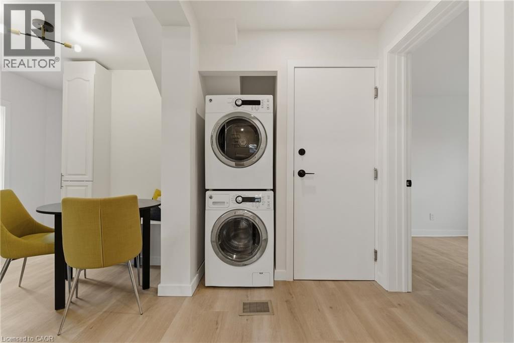 94 East 35th Street Unit# 2, Hamilton, Ontario  L8V 3Y1 - Photo 4 - 40802096