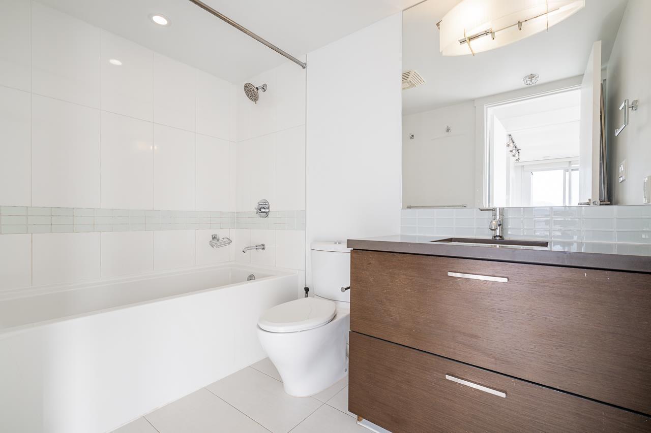 2009 13380 108 Avenue, Surrey, British Columbia  V3T 0E7 - Photo 3 - R3123496