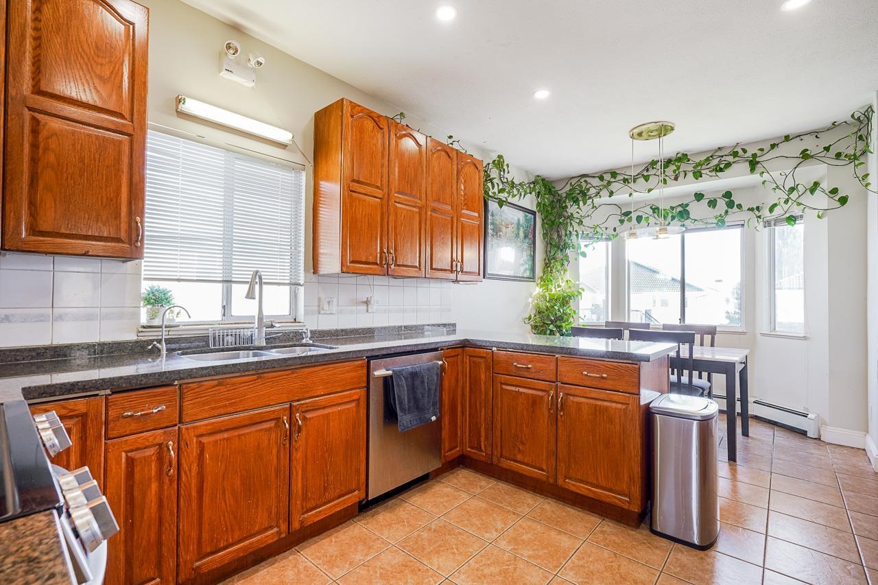 12246 64a Avenue, Surrey, British Columbia  V3W 3R8 - Photo 10 - R3124262
