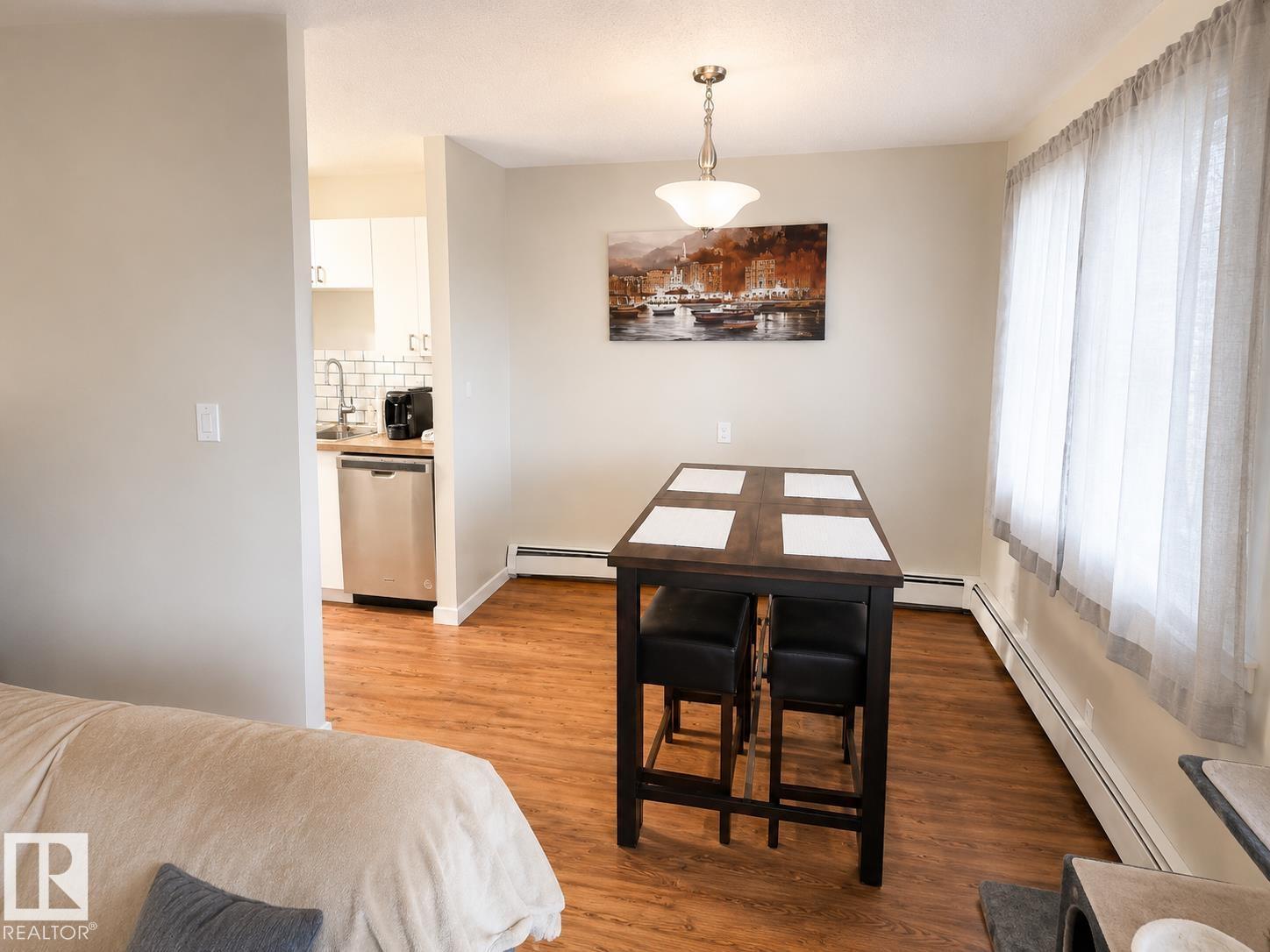 #10 11108 108 Av Nw, Edmonton, Alberta  T5H 3Z3 - Photo 3 - E4488195