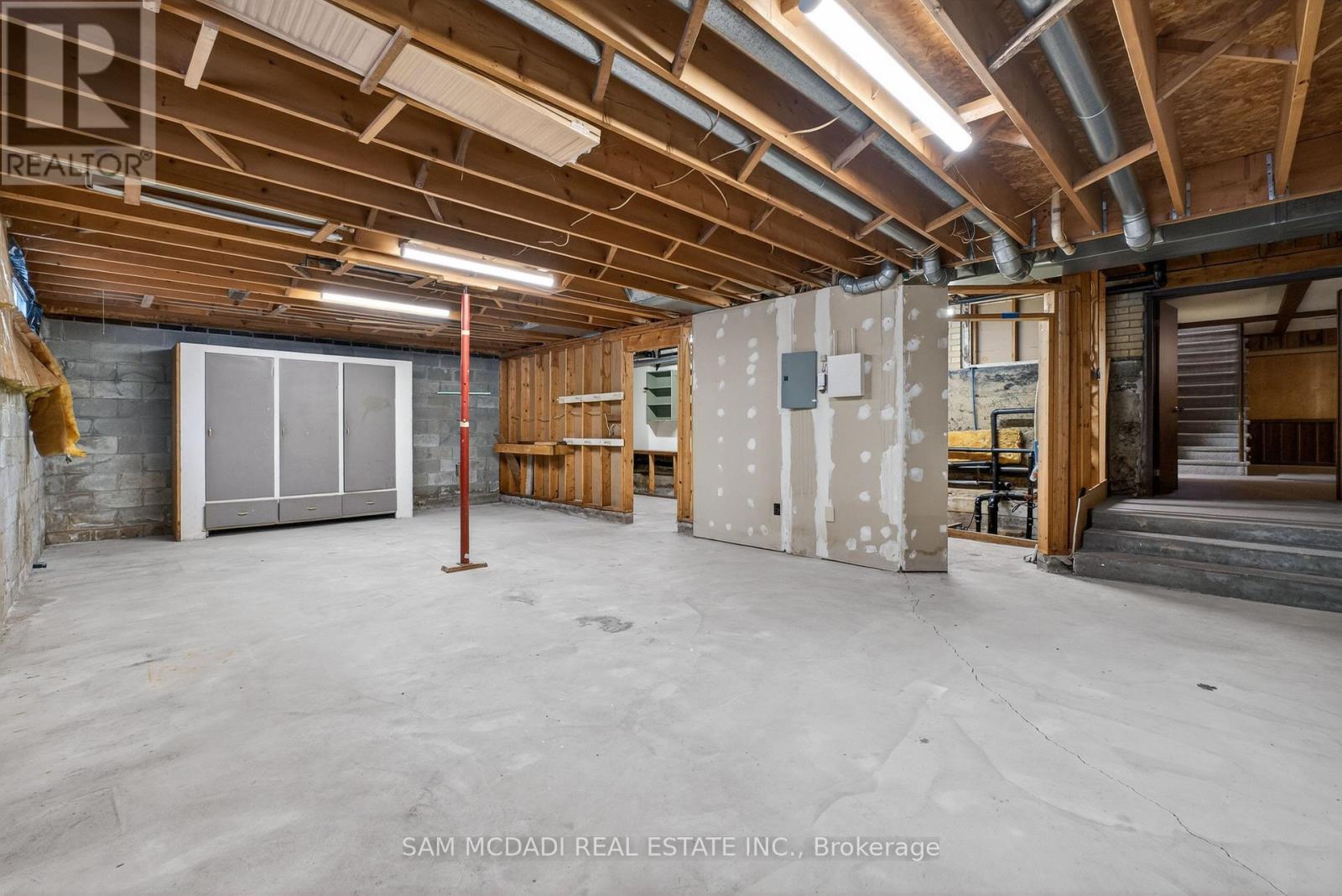 521 Vanessa Crescent, Mississauga, Ontario  L5H 2N4 - Photo 32 - W13099044