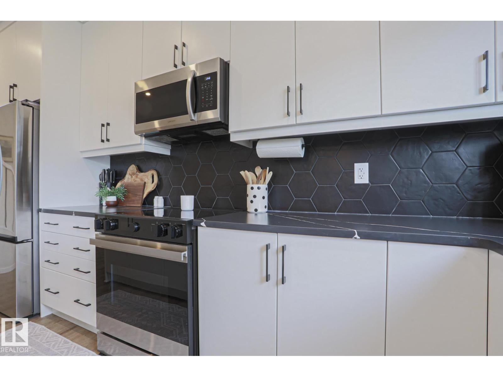 1047 Stoneside Rd, Sherwood Park, Alberta  T8H 3A1 - Photo 12 - E4488144