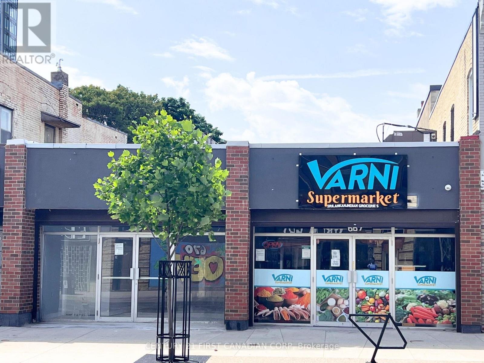 667 Dundas Street, London East, Ontario  N5W 2Z1 - Photo 1 - X13137602
