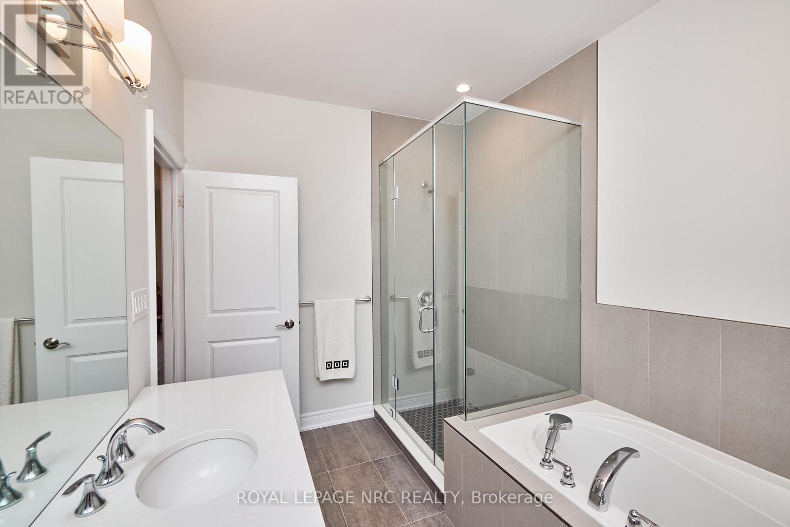9 Sassafras Row, Fort Erie (Ridgeway), Ontario  L0S 1N0 - Photo 28 - X13137568