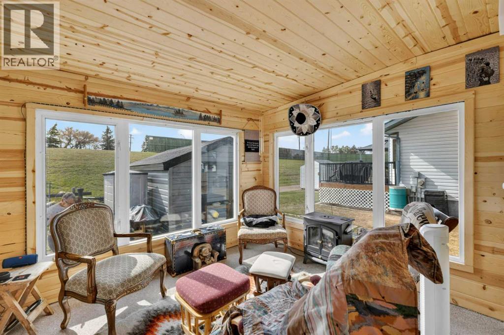 4366 54a Avenue Close, Innisfail, Alberta  T4G 1X5 - Photo 18 - A2307965