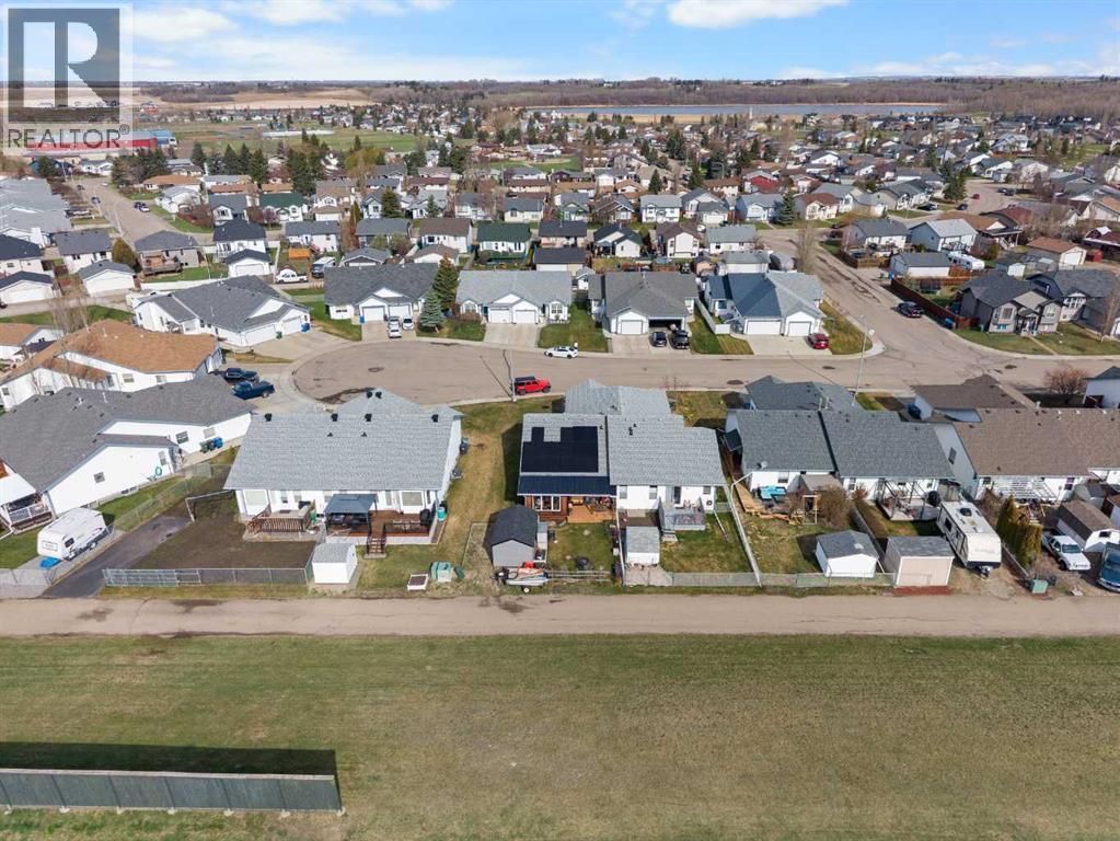 4366 54a Avenue Close, Innisfail, Alberta  T4G 1X5 - Photo 38 - A2307965