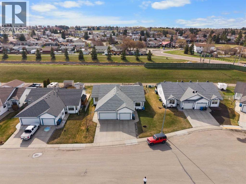 4366 54a Avenue Close, Innisfail, Alberta  T4G 1X5 - Photo 37 - A2307965