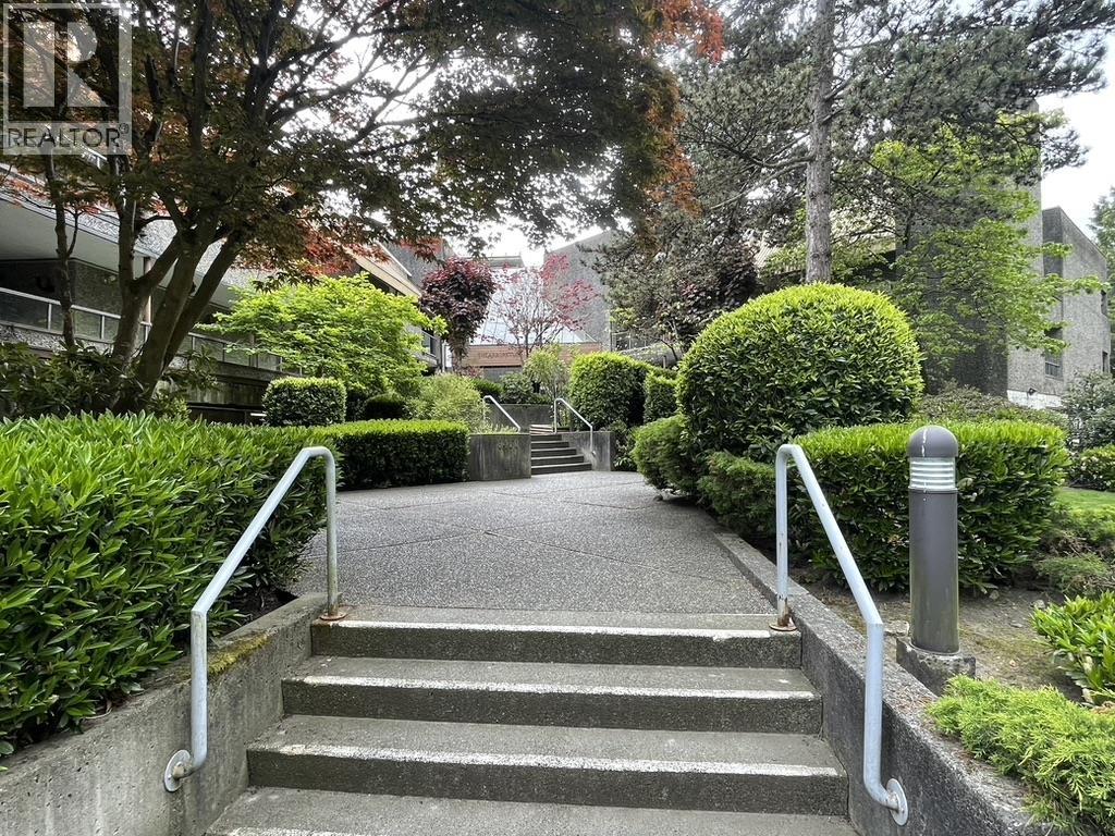 220 8460 Ackroyd Road, Richmond, British Columbia  V6X 3E9 - Photo 2 - R3124435