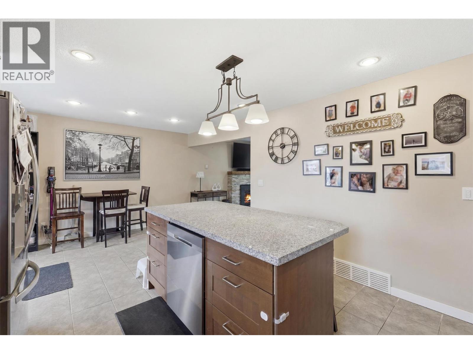 834 Bebek Road, Kamloops, British Columbia  V2B 6P1 - Photo 17 - 10387643
