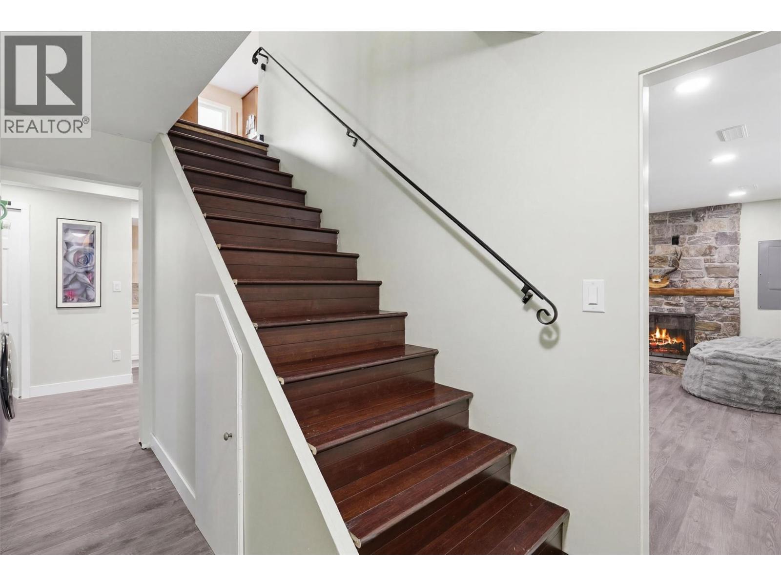 834 Bebek Road, Kamloops, British Columbia  V2B 6P1 - Photo 32 - 10387643