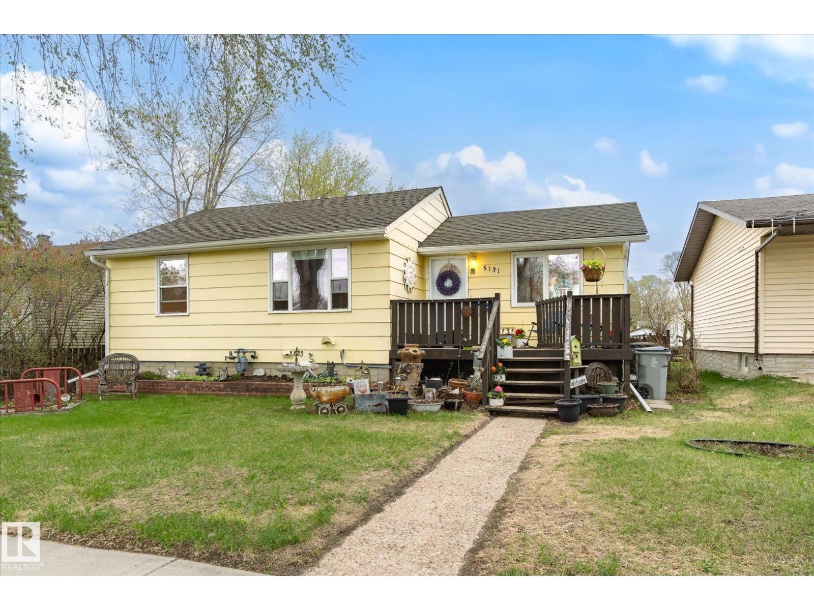 5131 53 St, Redwater, Alberta  T0A 2W0 - Photo 2 - E4488197