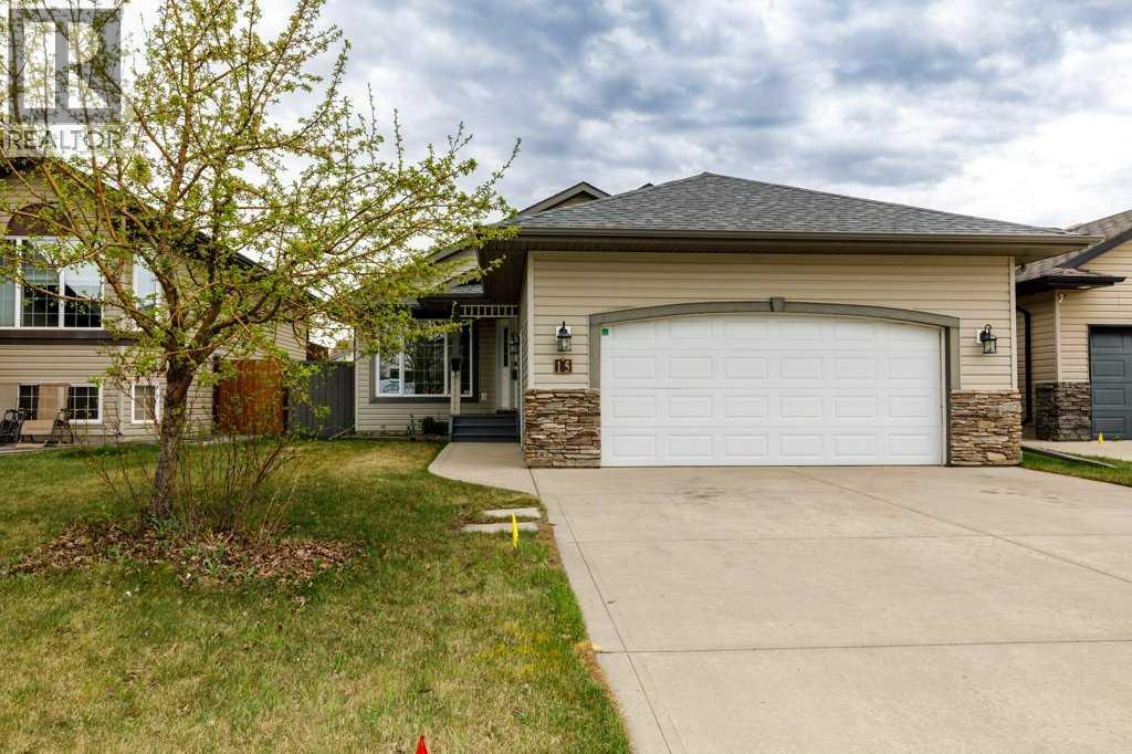 15 Kirton Close, Red Deer, Alberta  T4P 4E9 - Photo 1 - A2310917