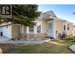 303 De Foras Close NW, High River, Alberta