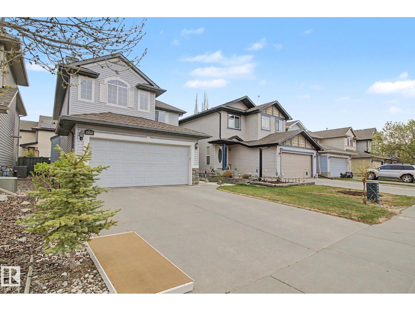 1922 Robertson Cr Sw, Edmonton, Alberta  T6W 1N8 - Photo 3 - E4488202