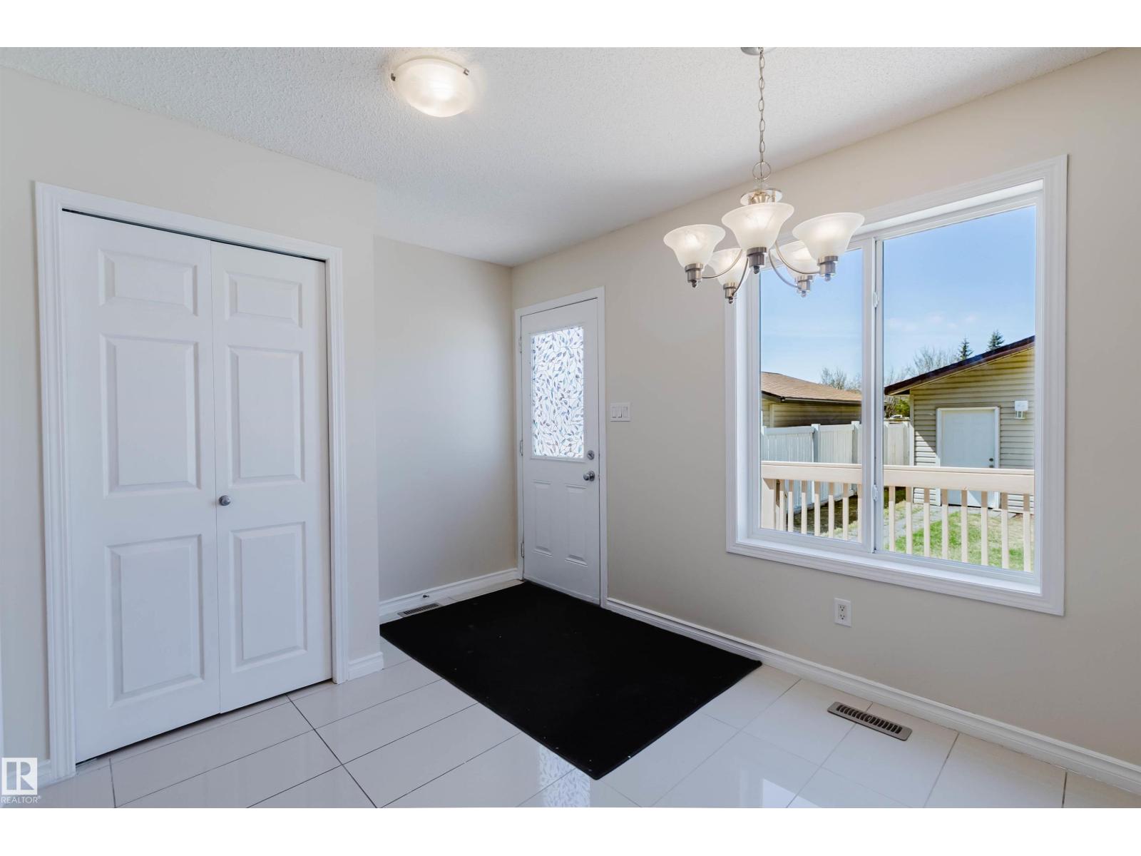 7713 Schmid Cr Nw, Edmonton, Alberta  T6R 0K6 - Photo 24 - E4488207