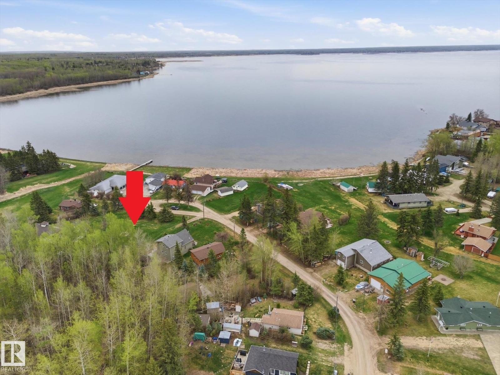 217 2 Street Ross Haven, Rural Lac Ste. Anne County, Alberta  T0E 1A0 - Photo 2 - E4488208