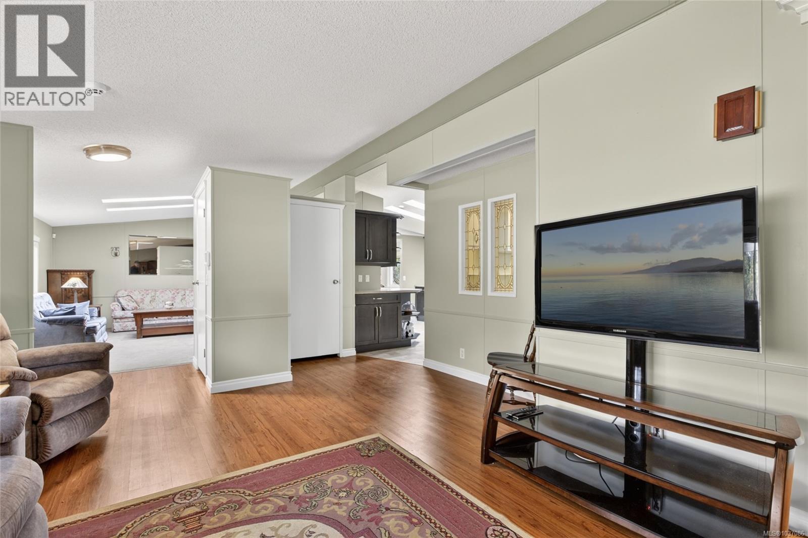 2200 Stadacona Dr, Comox, British Columbia  V9M 3P9 - Photo 18 - 1037086