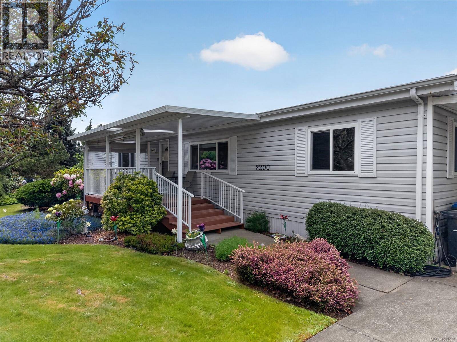 2200 Stadacona Dr, Comox, British Columbia  V9M 3P9 - Photo 34 - 1037086