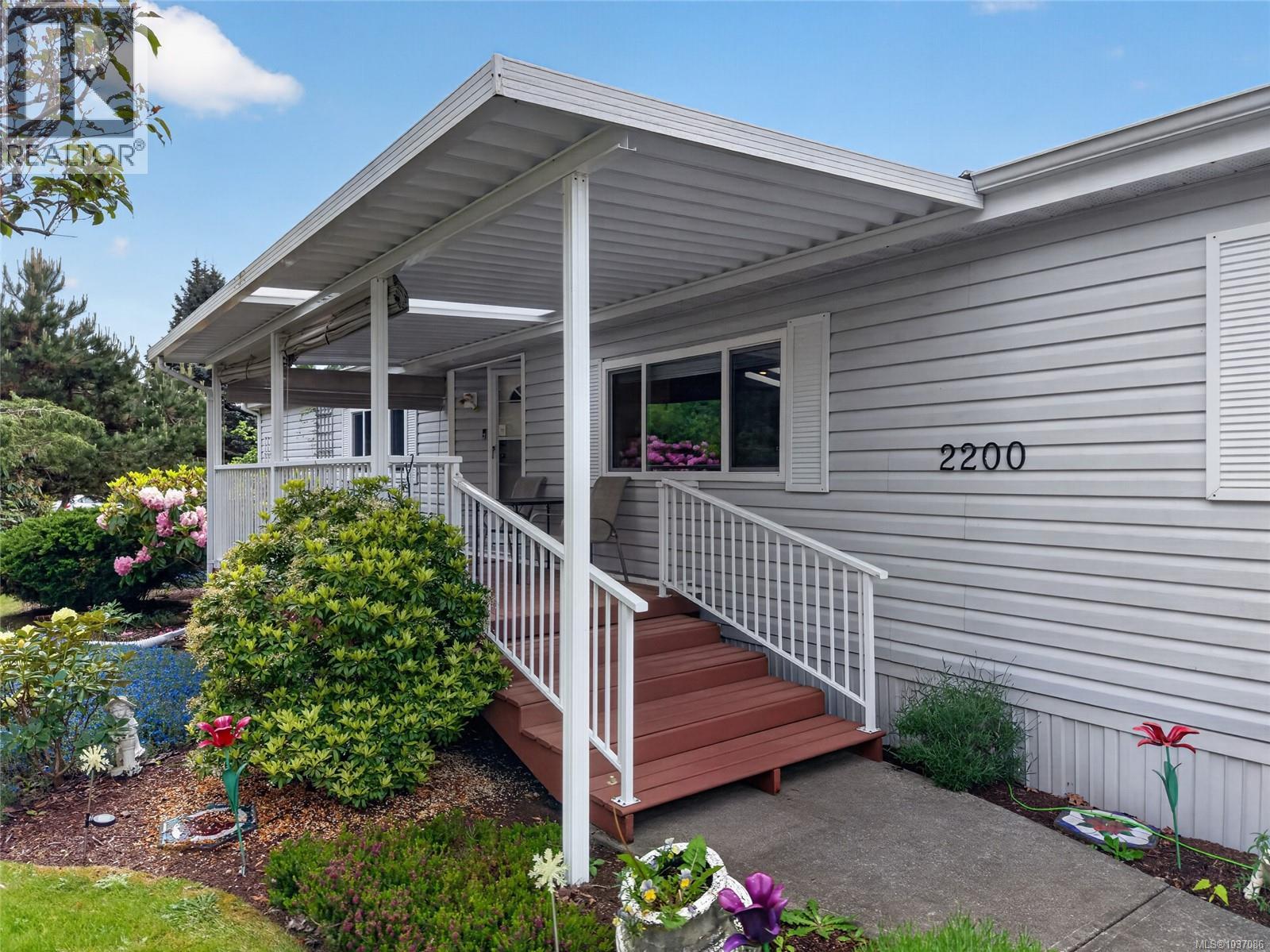2200 Stadacona Dr, Comox, British Columbia  V9M 3P9 - Photo 36 - 1037086