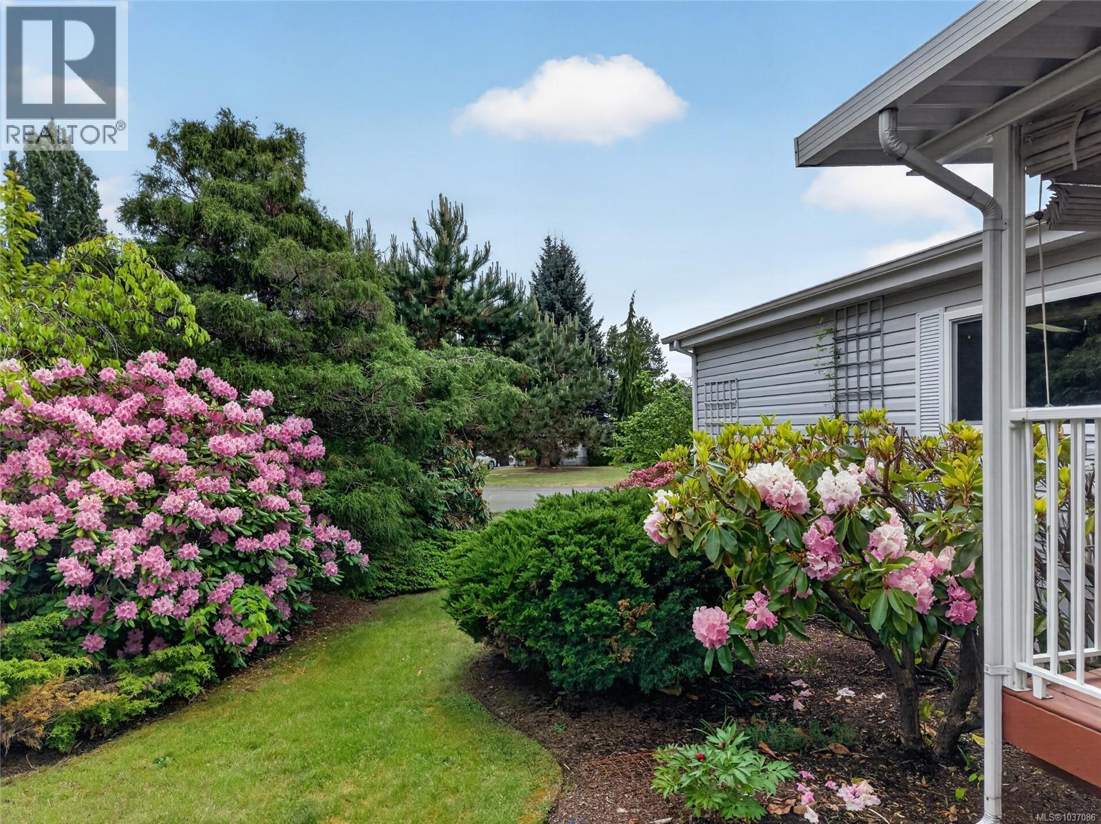2200 Stadacona Dr, Comox, British Columbia  V9M 3P9 - Photo 41 - 1037086