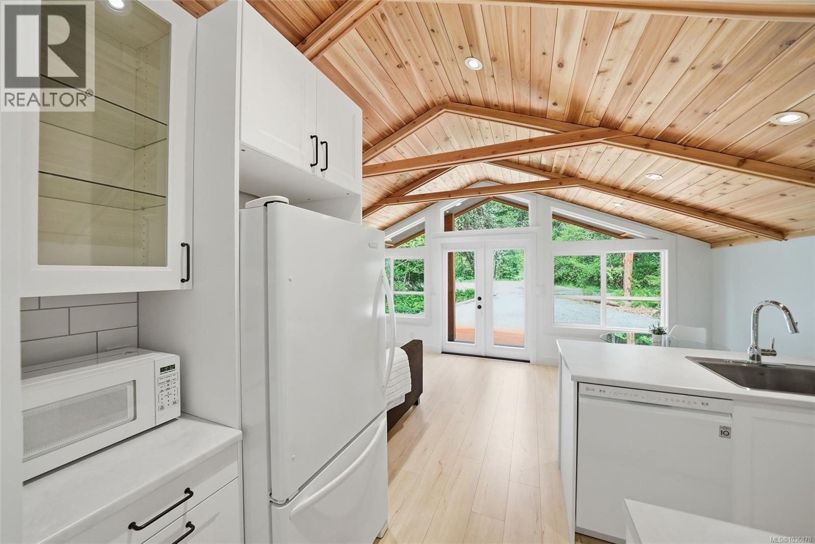 675 Little Blvd, Gabriola Island, British Columbia  V0R 1X3 - Photo 21 - 1036878