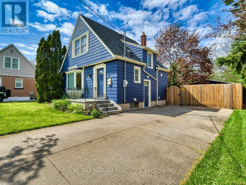 11 Winnifred Avenue, St. Catharines (Carlton/bunting), Ontario  L2M 5X2 - Photo 2 - X13137656