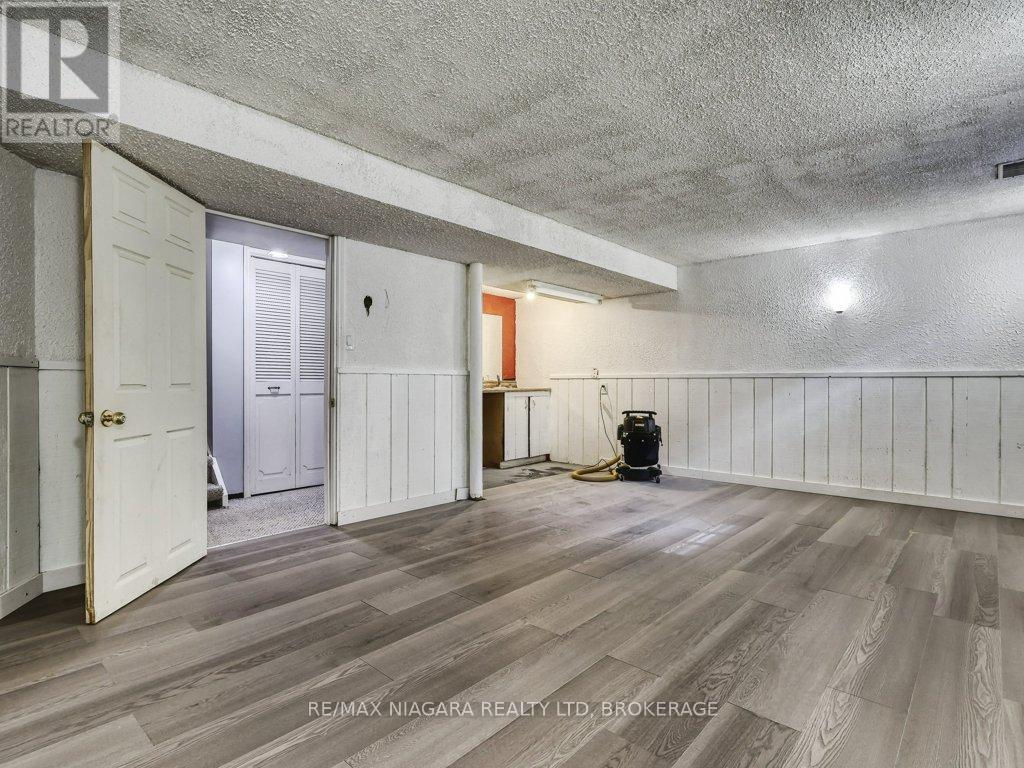 11 Winnifred Avenue, St. Catharines (Carlton/bunting), Ontario  L2M 5X2 - Photo 39 - X13137656