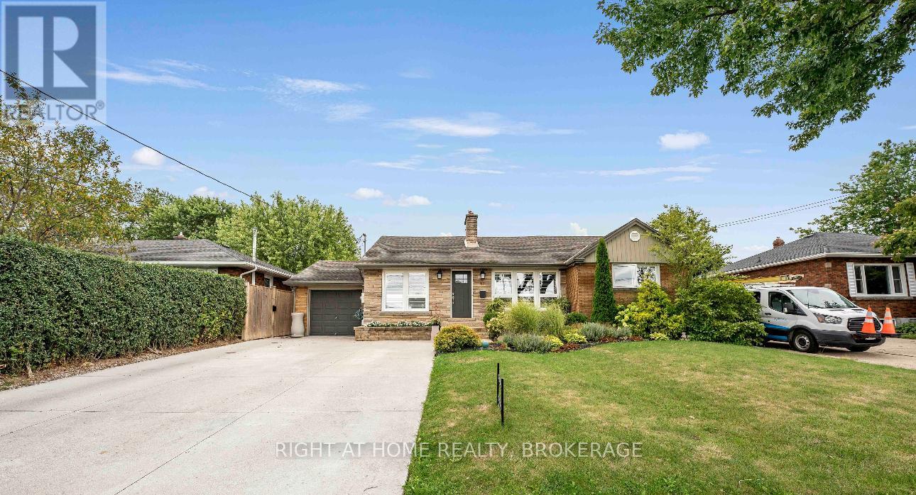 57 Metcalfe Street, Thorold (Thorold Downtown), Ontario  L2V 3A2 - Photo 1 - X13137664