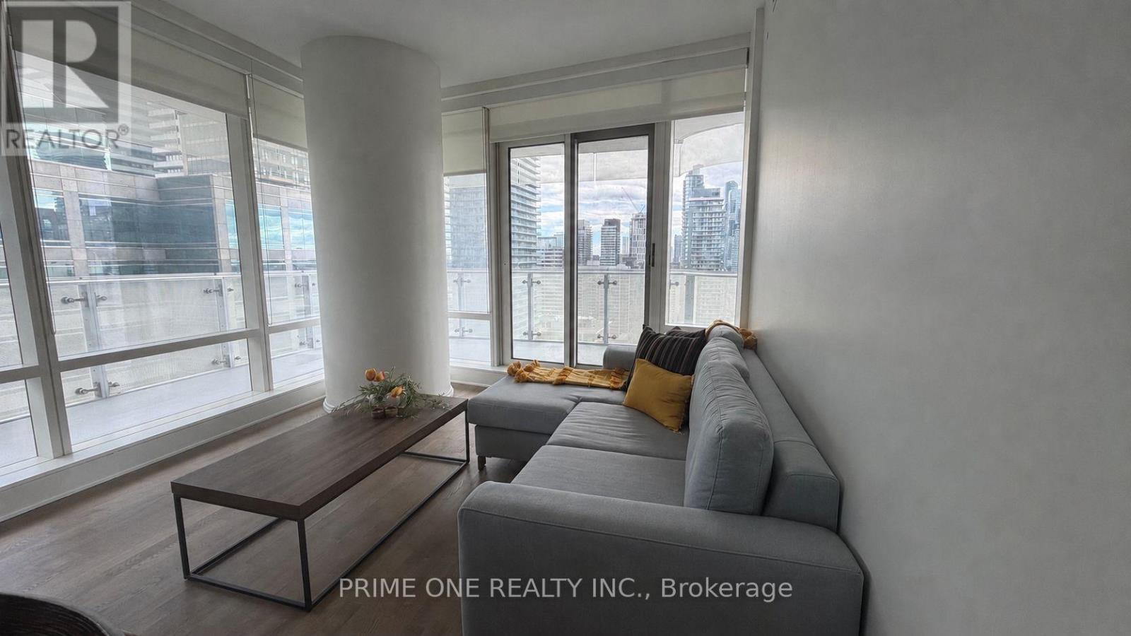 1704 - 1 Bloor Street E, Toronto, Ontario  M4W 0A8 - Photo 10 - C13137624