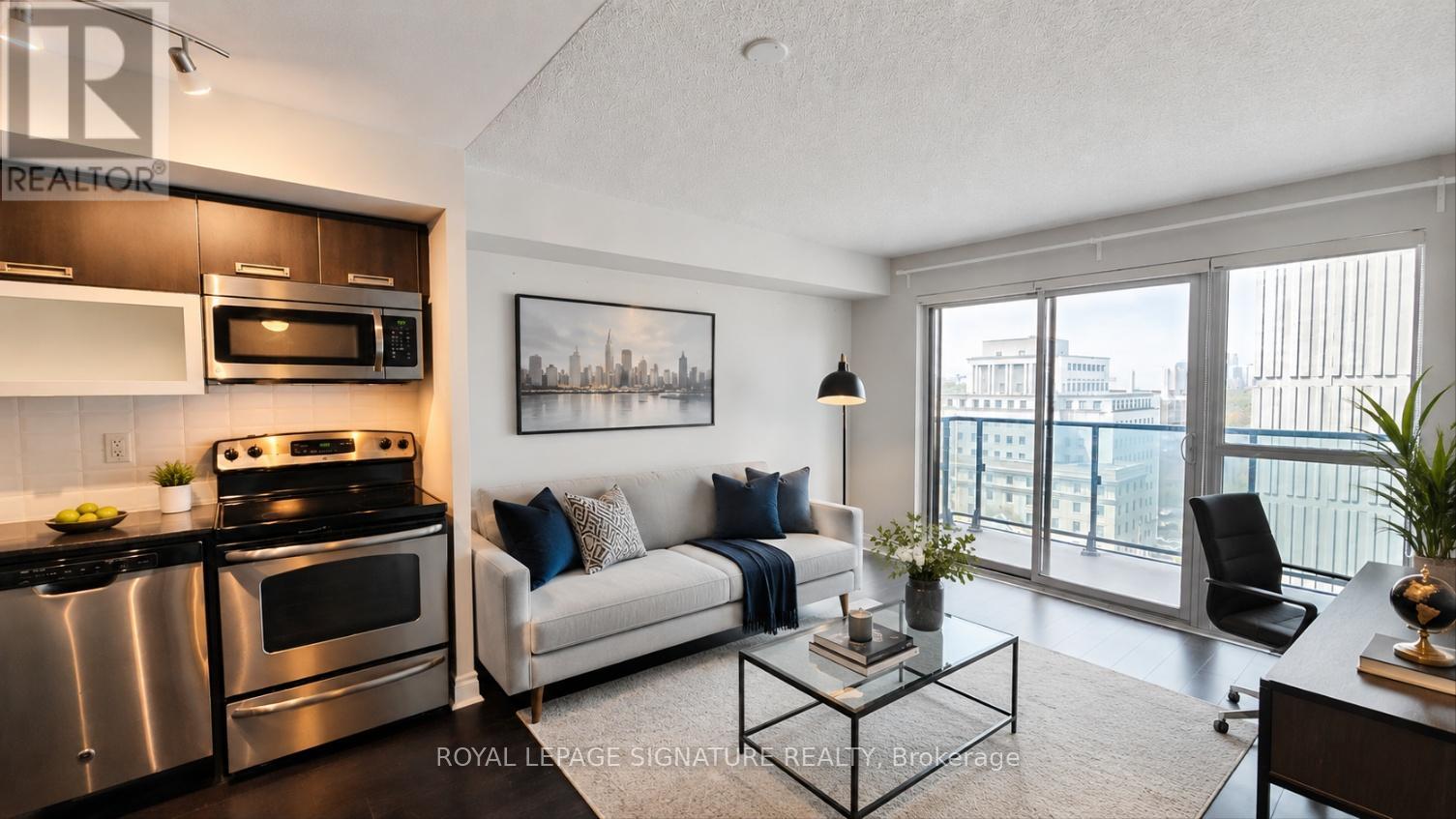 1810 - 28 Ted Rogers Way, Toronto, Ontario  M4Y 2J4 - Photo 2 - C13137634