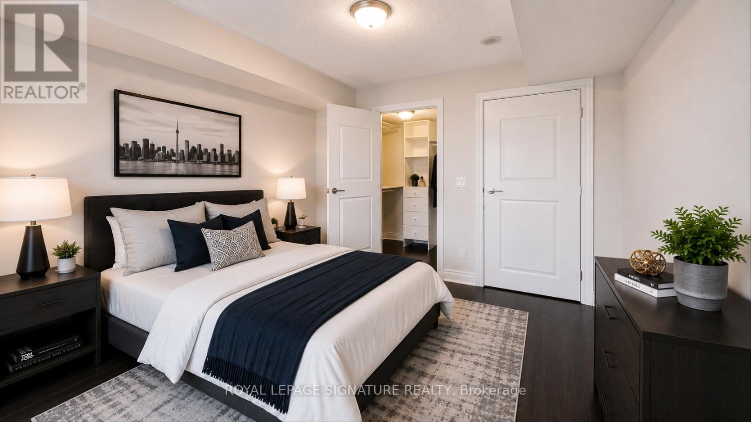 1810 - 28 Ted Rogers Way, Toronto, Ontario  M4Y 2J4 - Photo 3 - C13137634