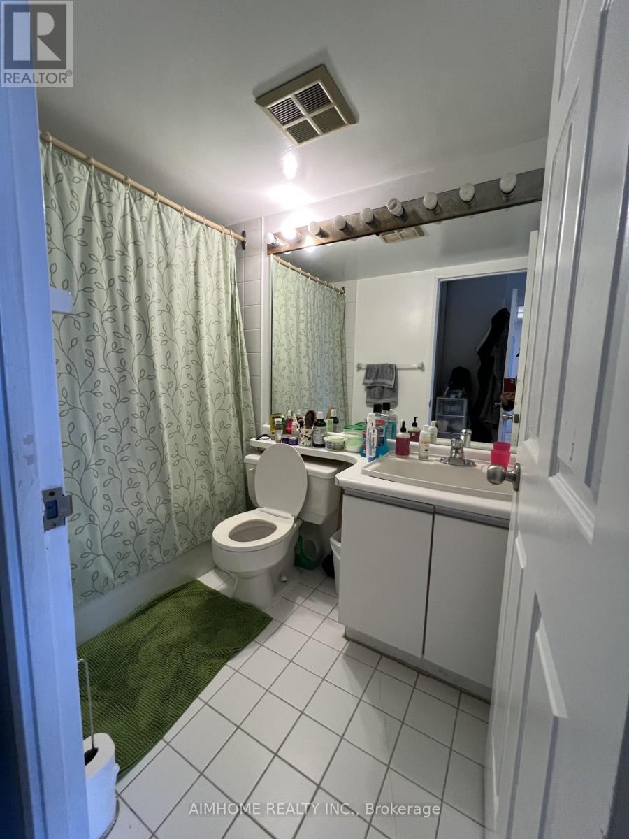 310 - 7 Bishop Avenue, Toronto, Ontario  M2M 4J4 - Photo 7 - C13137646