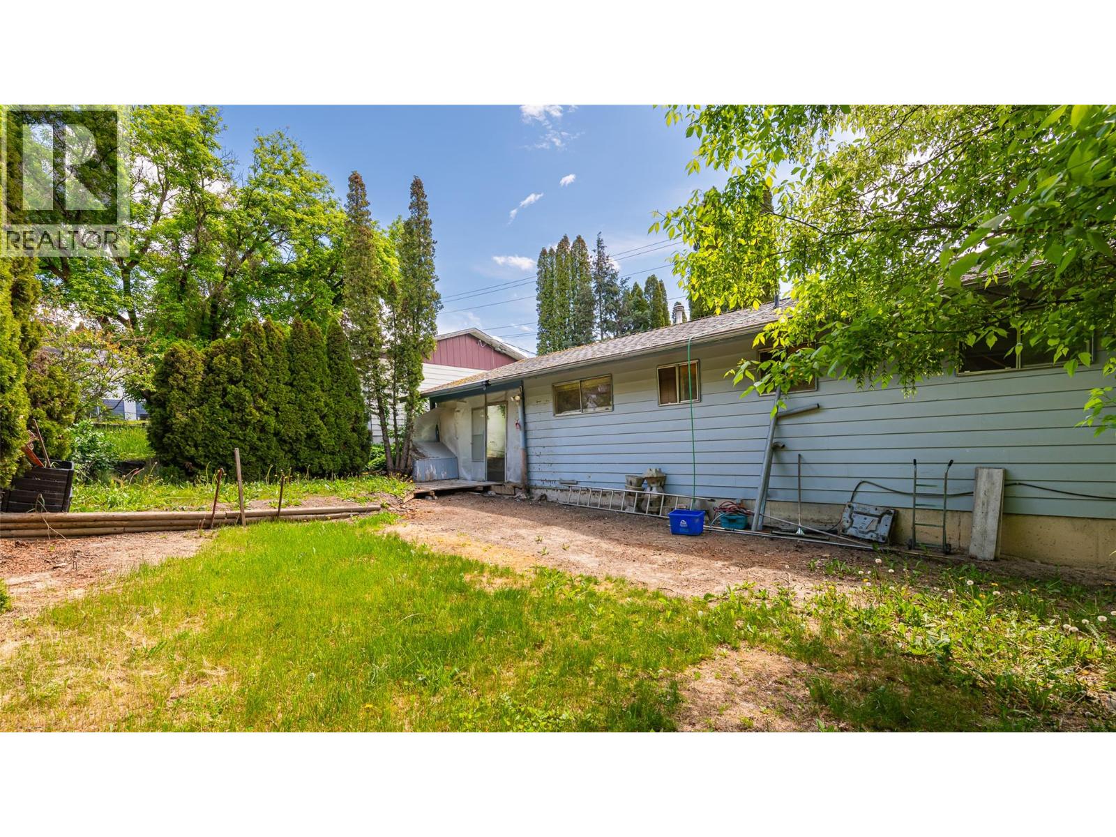 1104 Erickson Street, Creston, British Columbia  V0B 1G3 - Photo 9 - 10387193