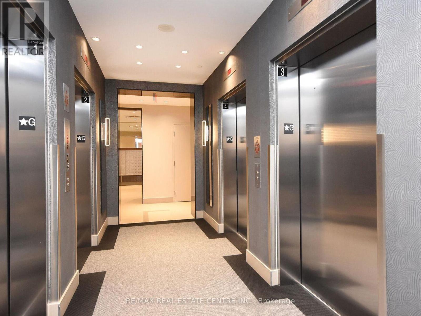 204 - 3975 Grand Park Drive, Mississauga, Ontario  L5B 4M6 - Photo 4 - W13137614