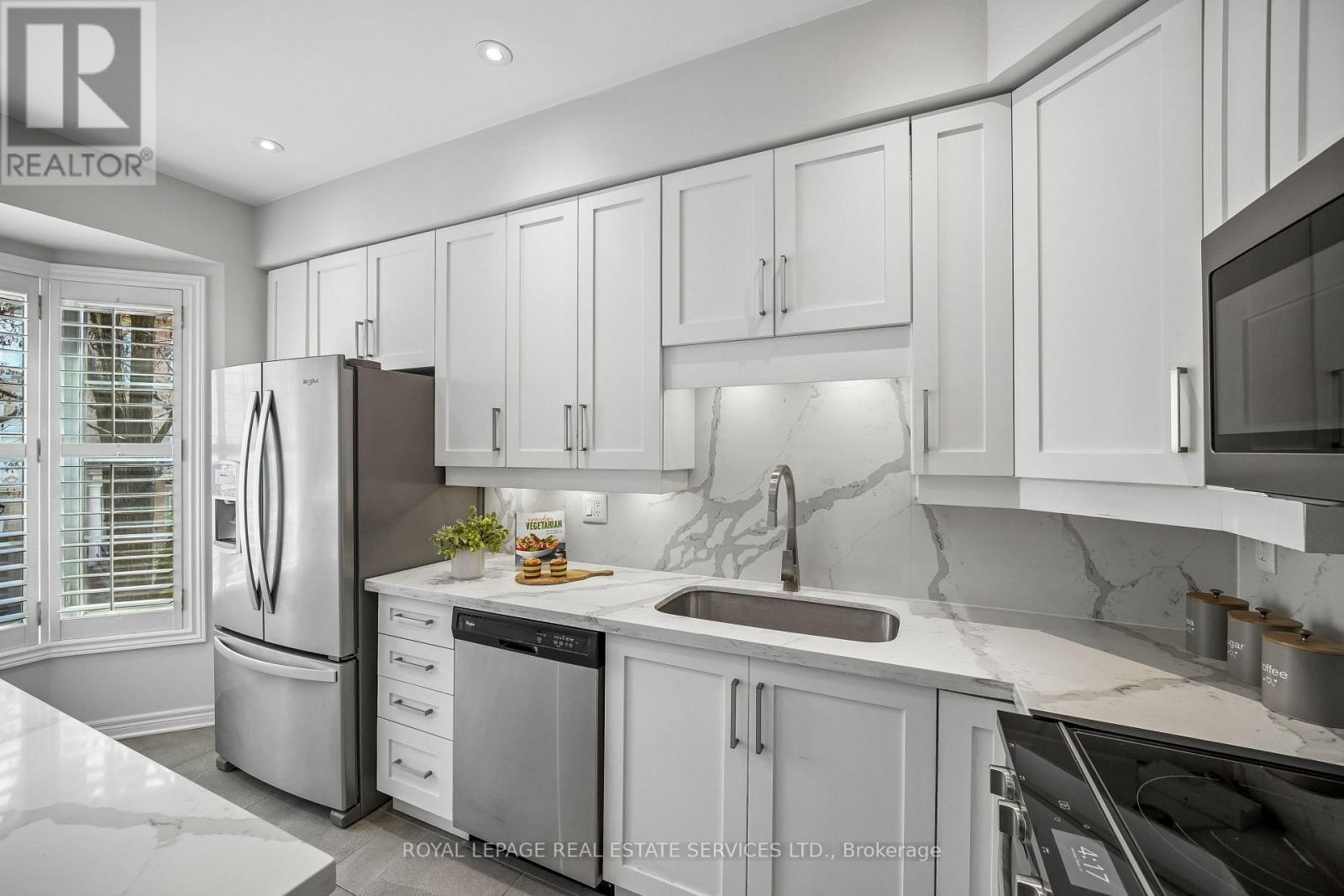 20 San Remo Terrace, Toronto, Ontario  M8Z 6C6 - Photo 10 - W13137652