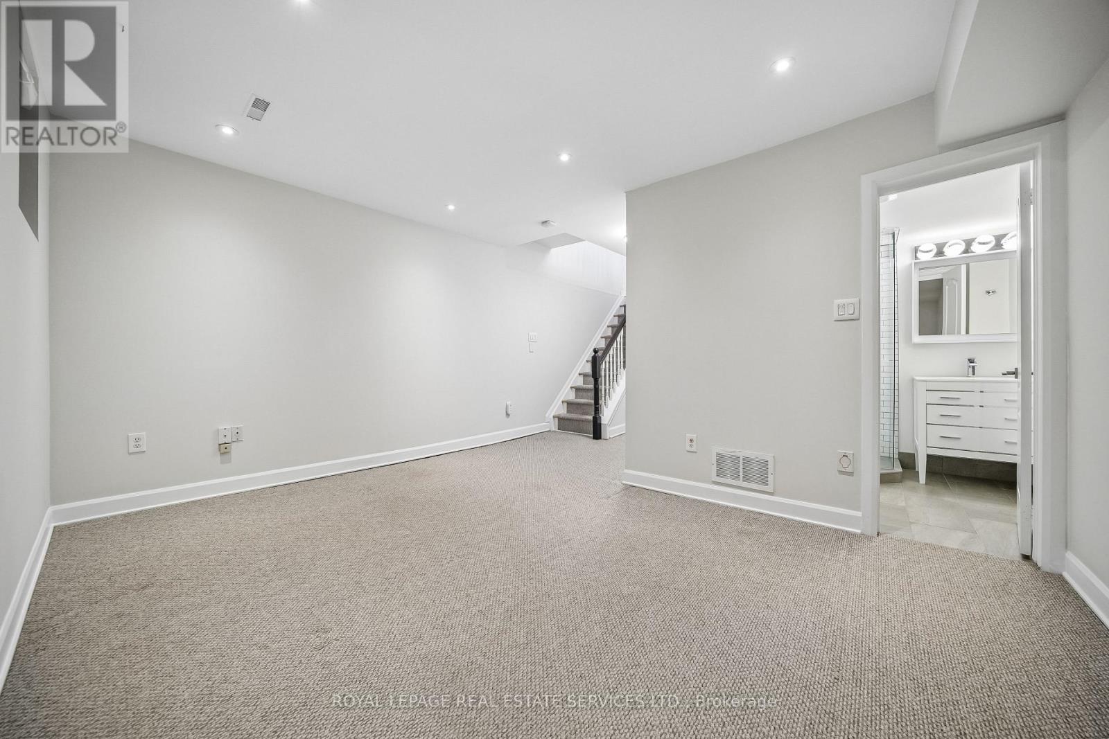 20 San Remo Terrace, Toronto, Ontario  M8Z 6C6 - Photo 21 - W13137652