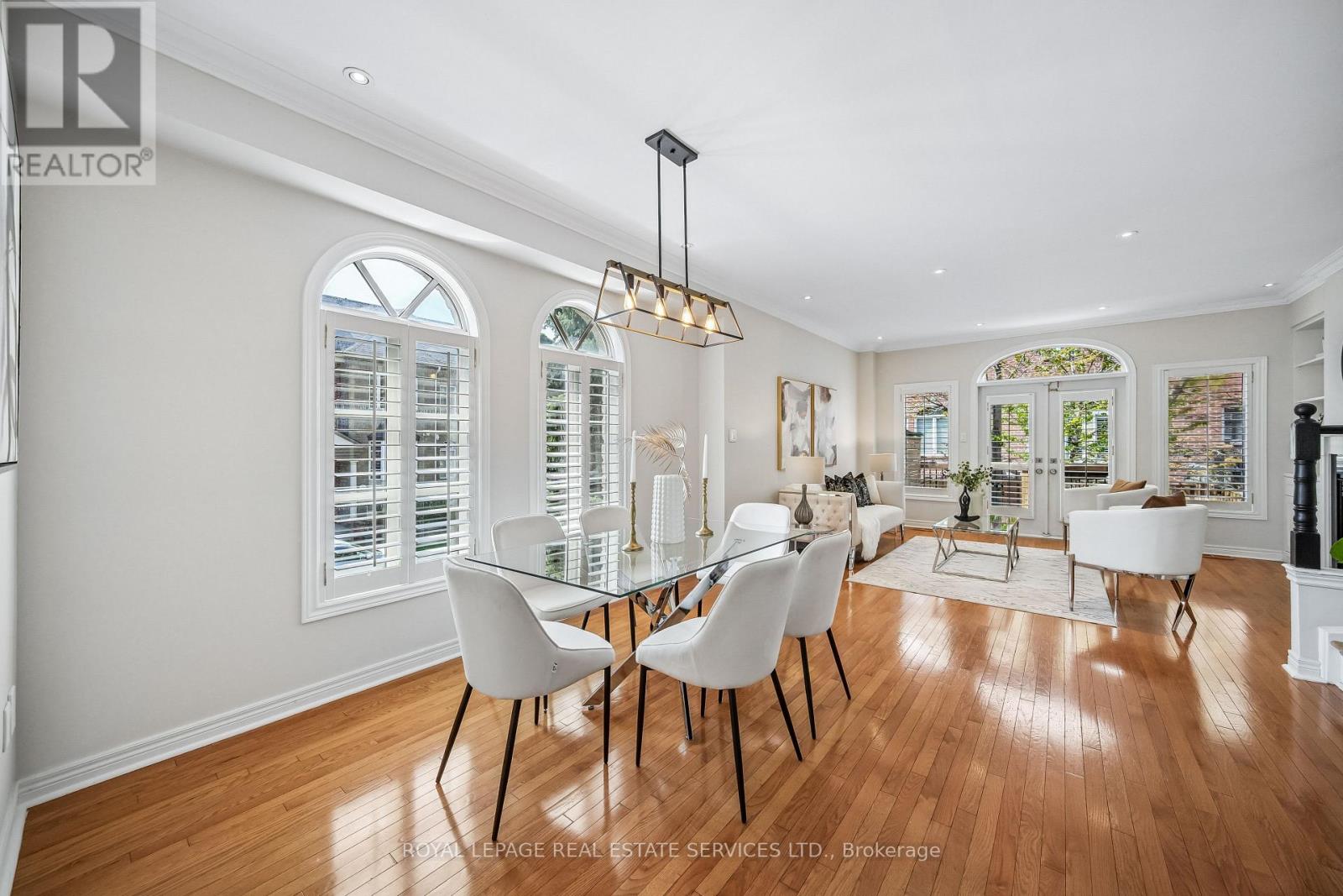 20 San Remo Terrace, Toronto, Ontario  M8Z 6C6 - Photo 4 - W13137652