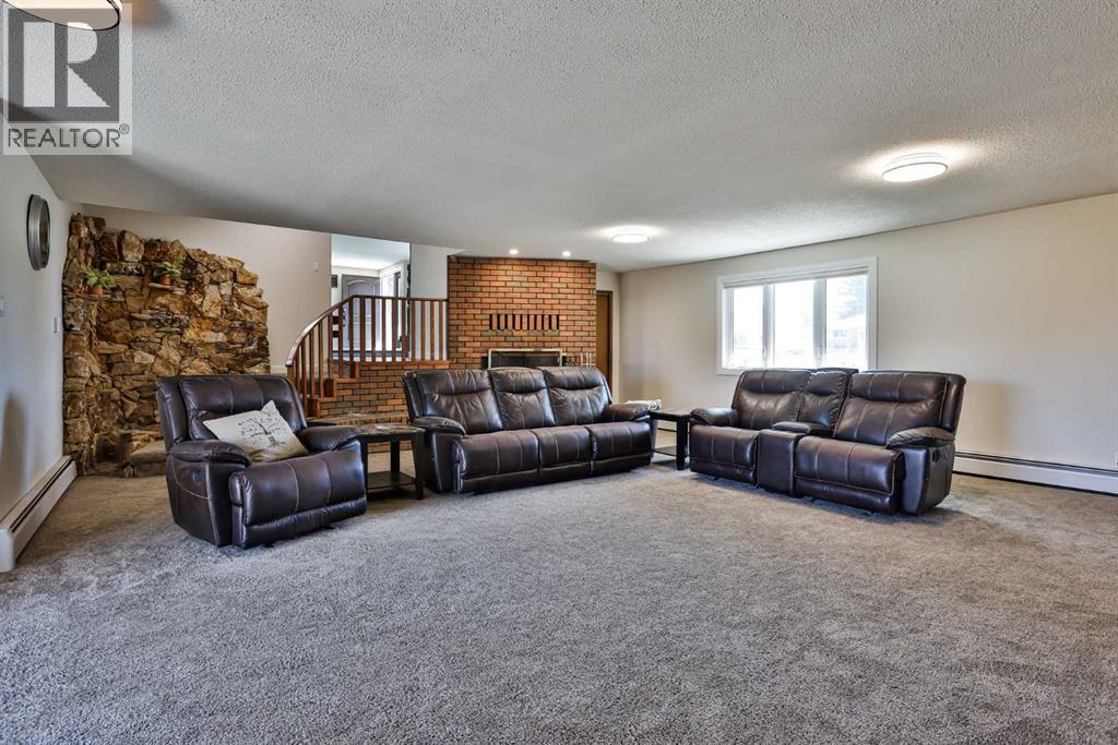 155e 100n, Raymond, Alberta  T0K 2S0 - Photo 10 - A2306481