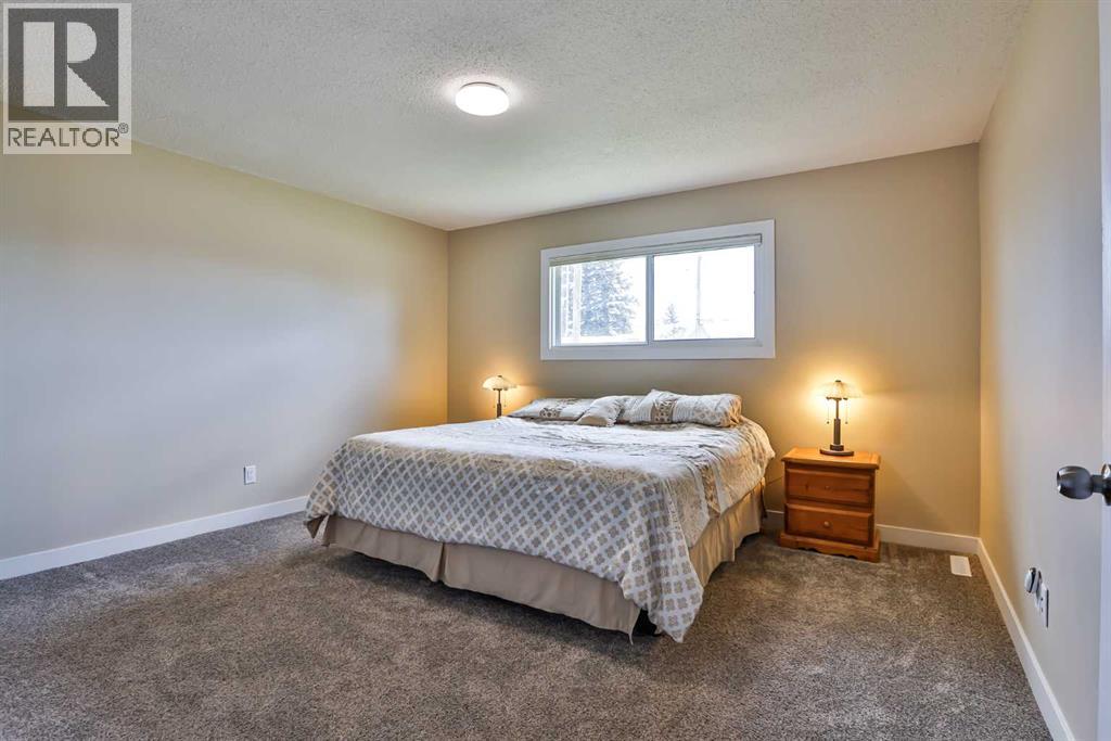 155e 100n, Raymond, Alberta  T0K 2S0 - Photo 12 - A2306481