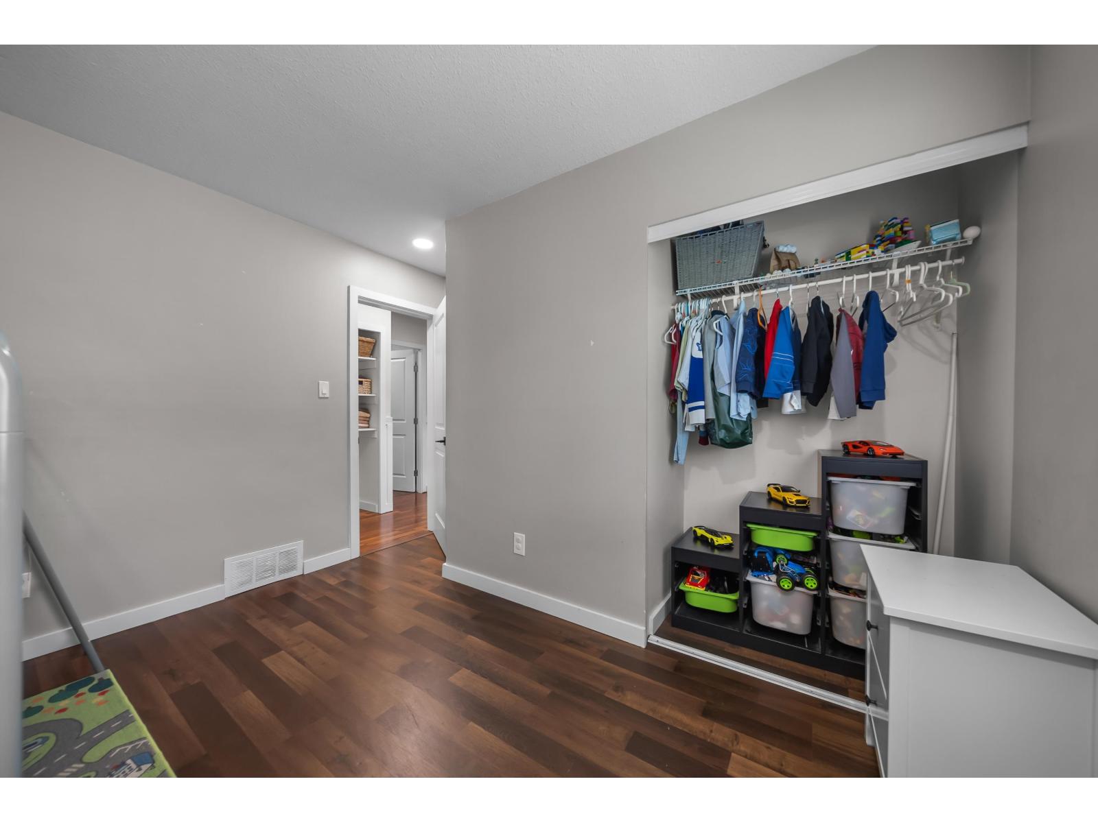 34050 Shannon Drive, Abbotsford, British Columbia  V2S 5C8 - Photo 19 - R3123680