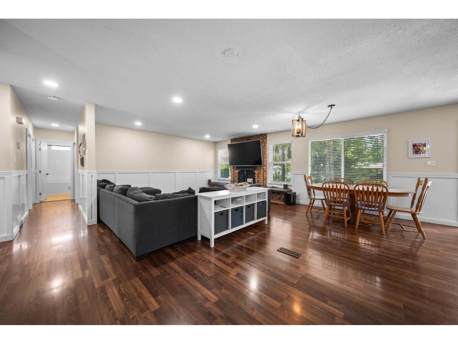 34050 Shannon Drive, Abbotsford, British Columbia  V2S 5C8 - Photo 8 - R3123680