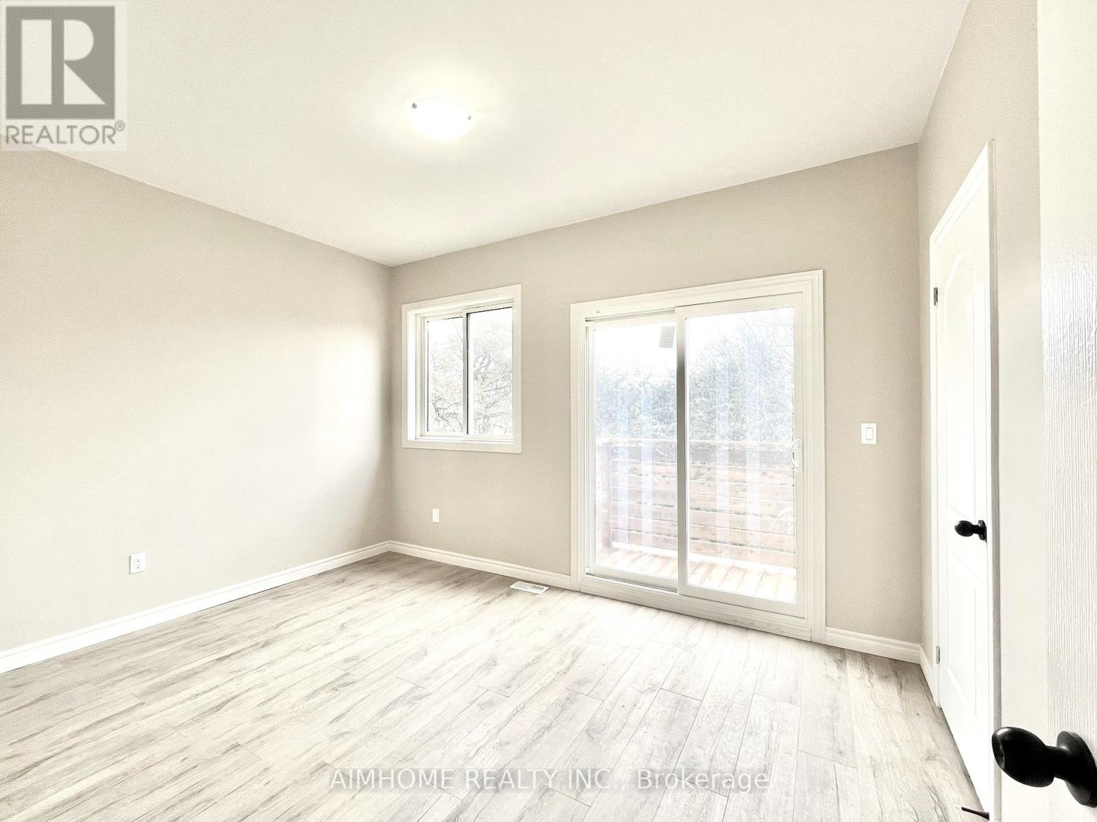 3 - 15 Waddington Crescent, Toronto, Ontario  M2J 2Z9 - Photo 16 - C12998310