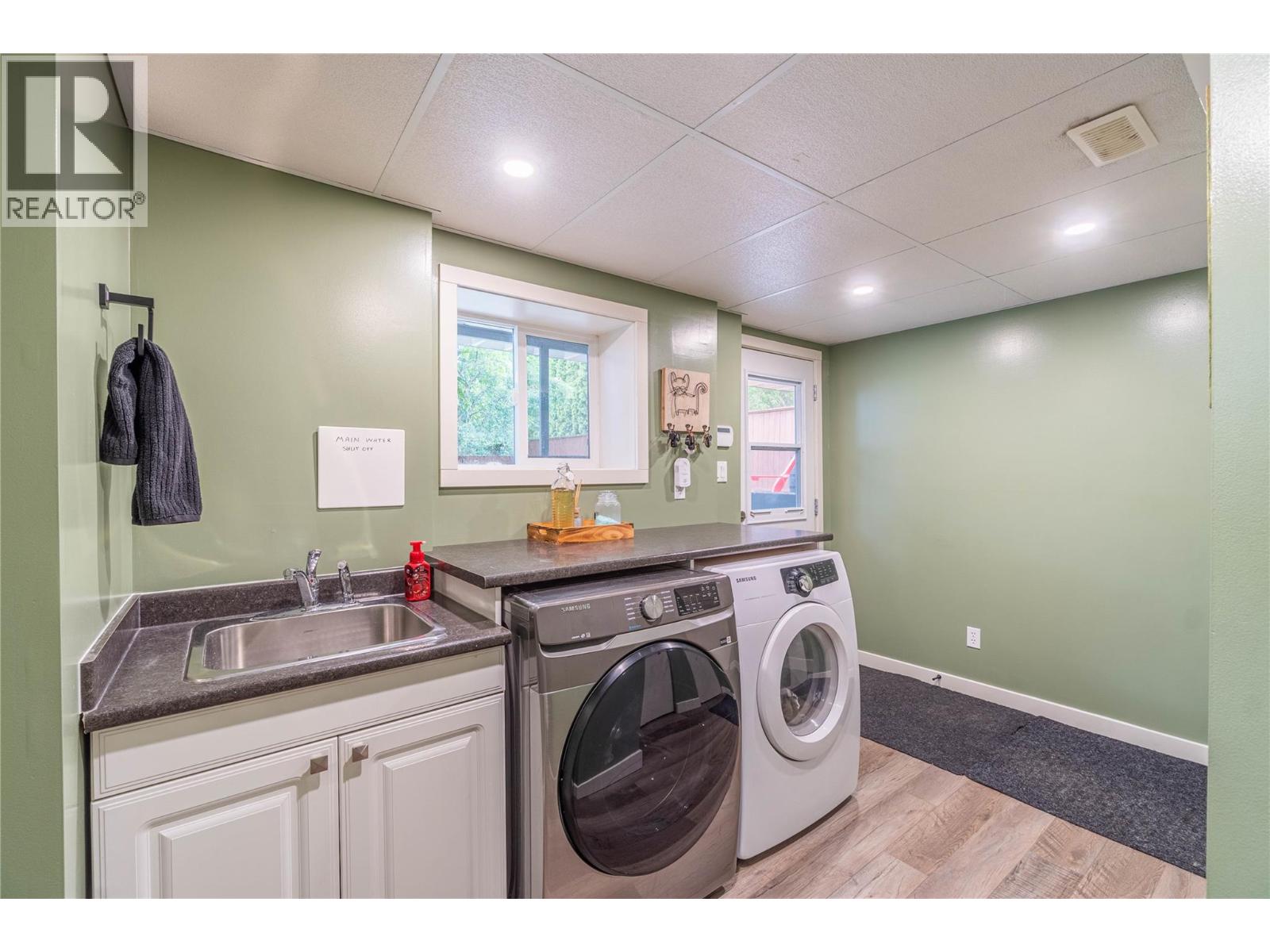 879 Serle Road, Kamloops, British Columbia  V2B 6L8 - Photo 34 - 10387680