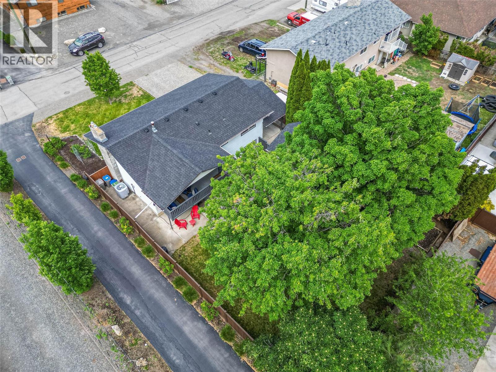 879 Serle Road, Kamloops, British Columbia  V2B 6L8 - Photo 43 - 10387680