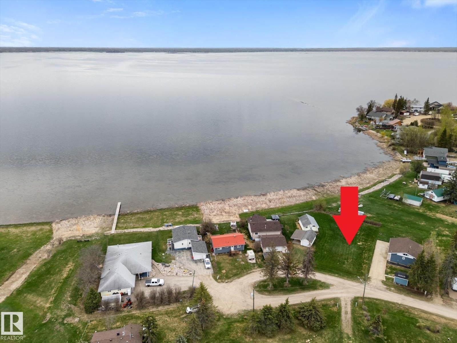 209 2 Street Ross Haven, Rural Lac Ste. Anne County, Alberta  T0E 1A0 - Photo 4 - E4488214