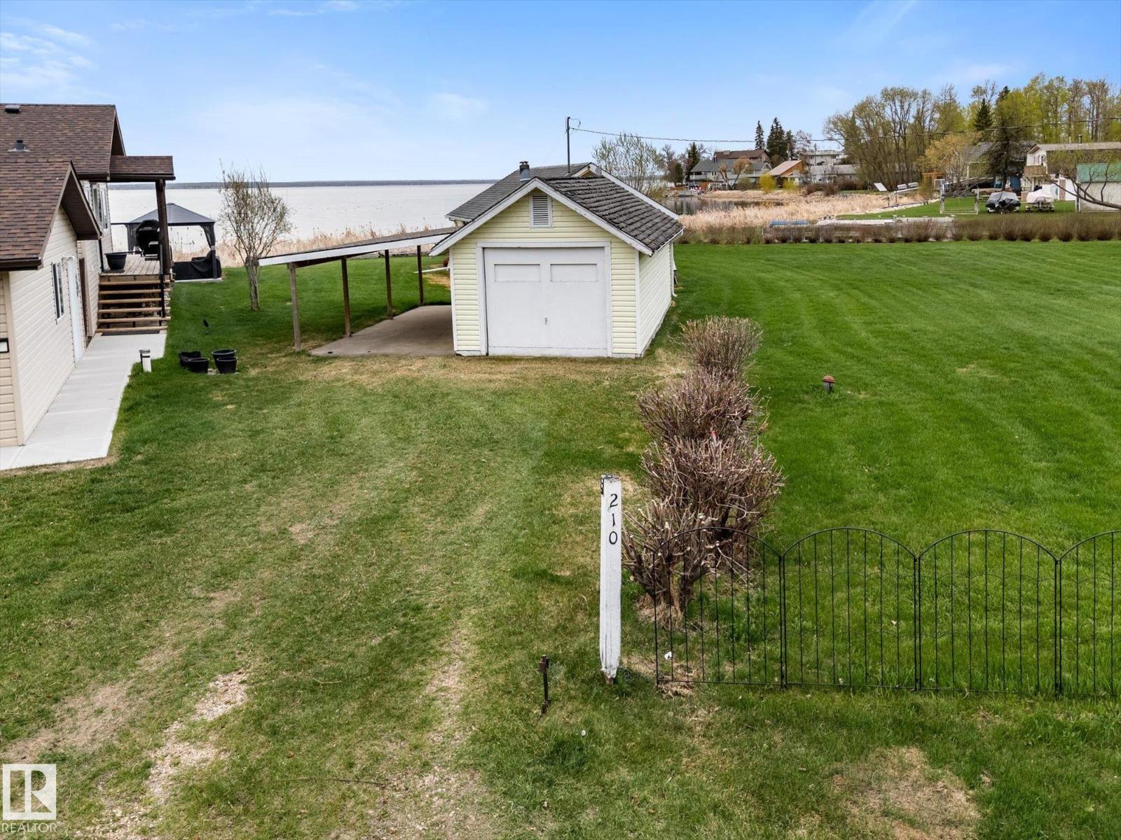 210 2 Street, Rural Lac Ste. Anne County, Alberta  T0E 1A0 - Photo 7 - E4488212